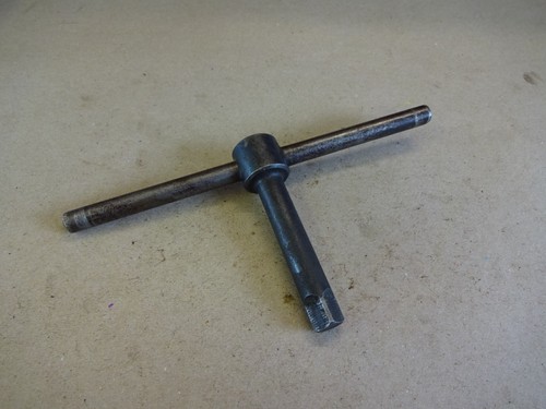 Lathe chuck key square - chuck,
