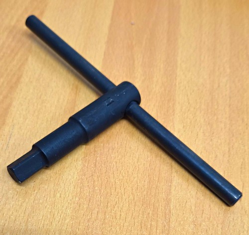 11mm square chuck - 11mm, key